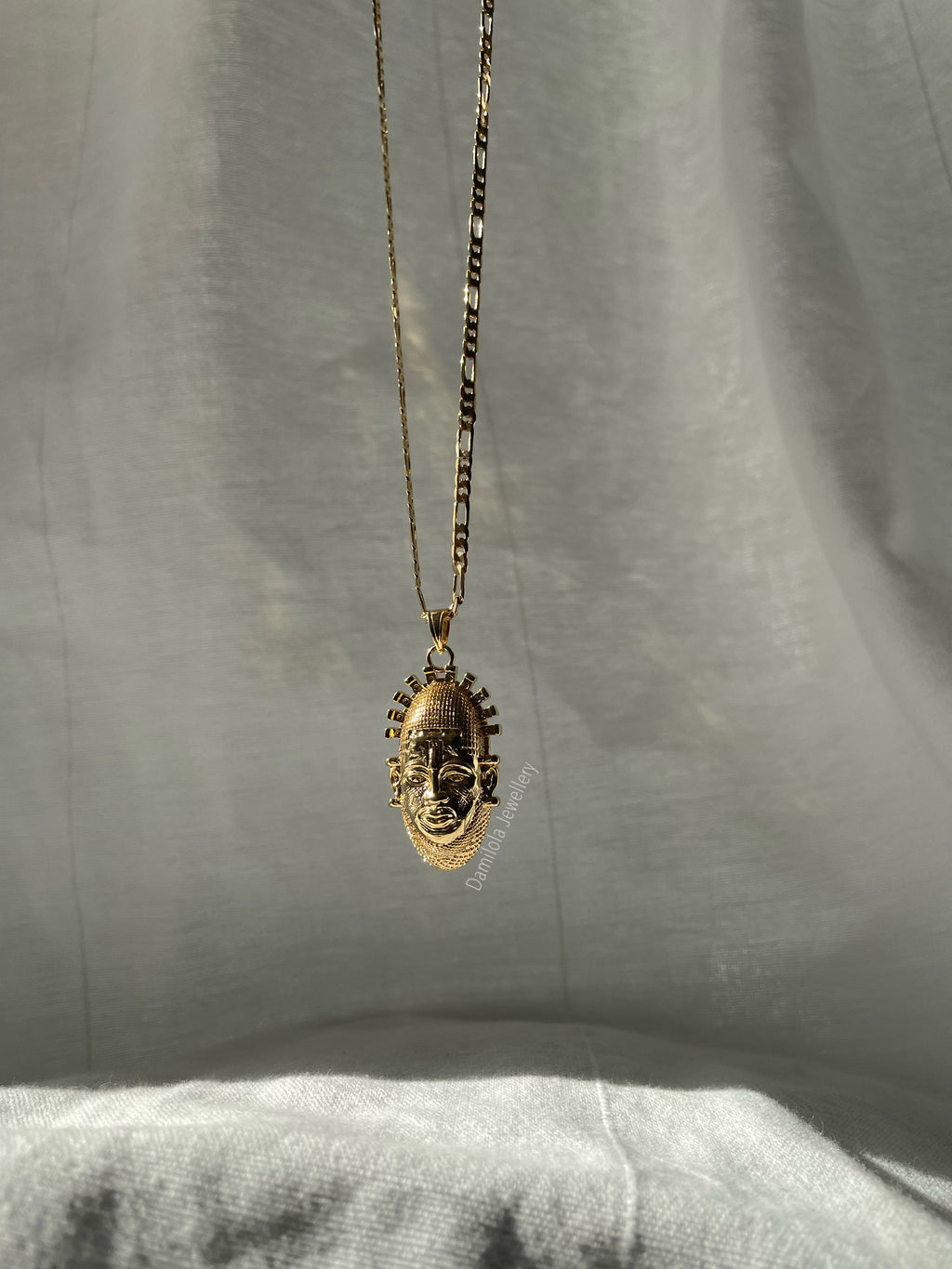 The Benin Mask - Gold/Silver/Black