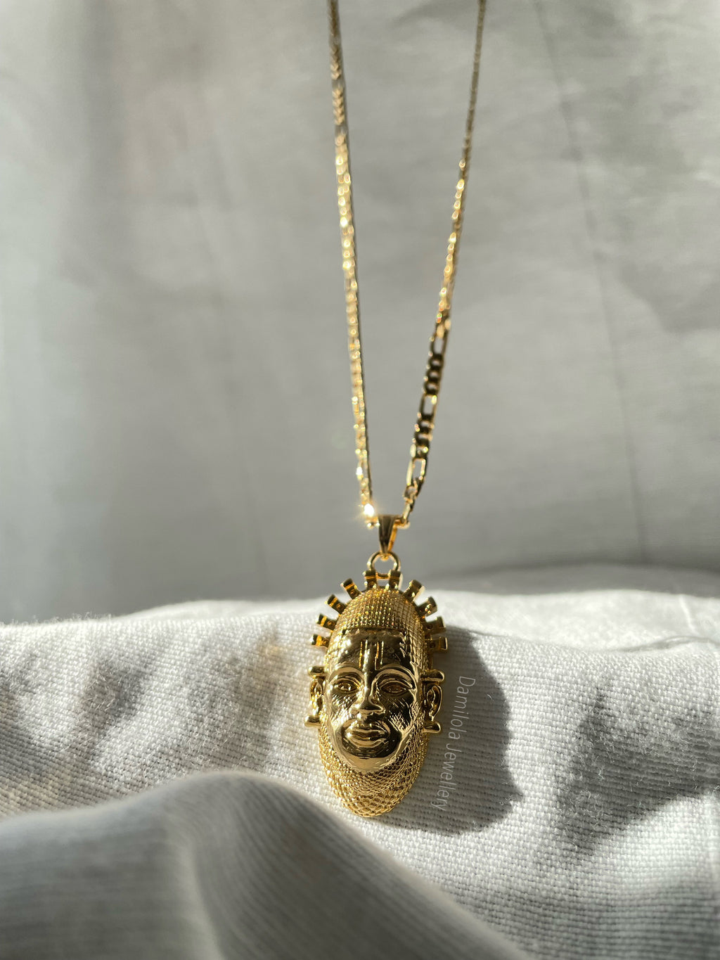 The Benin Mask - Gold/Silver/Black
